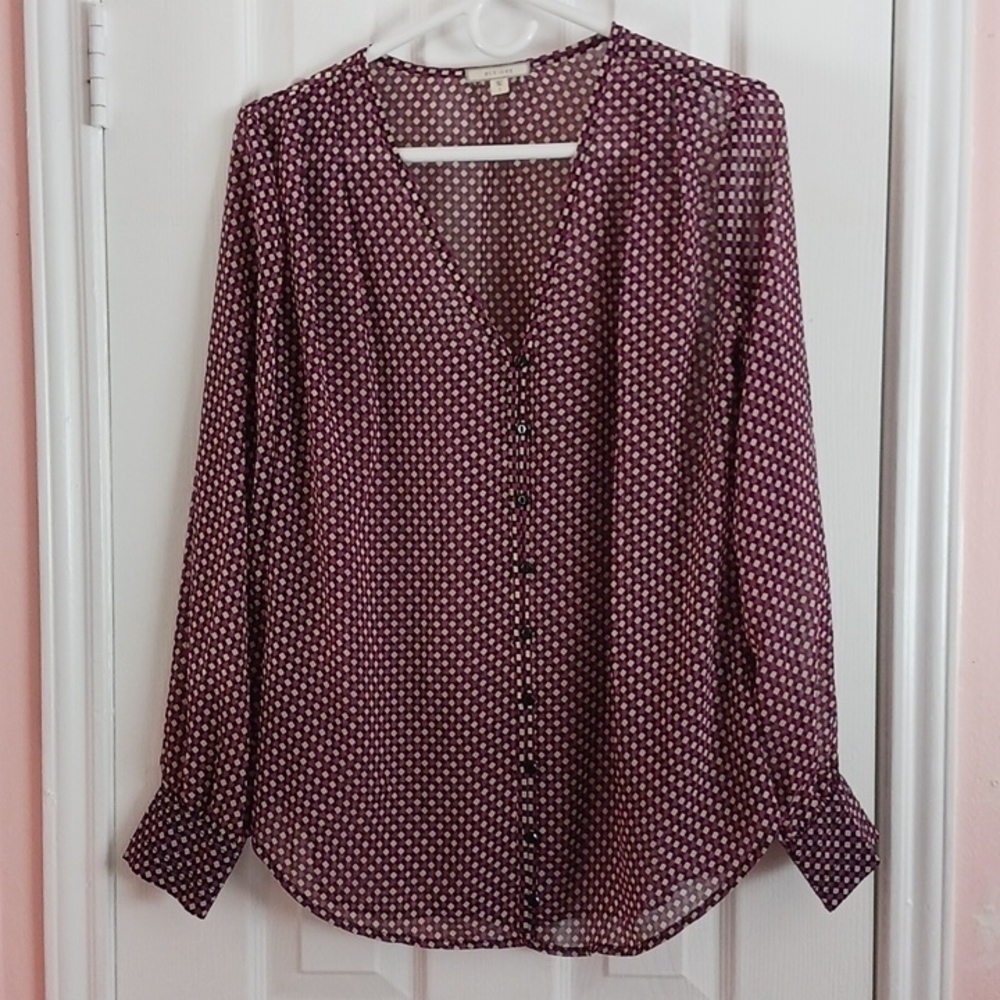 PLEIONE LONG CUFFED SLEEVE V NECK BUTTON UP BLOUSE